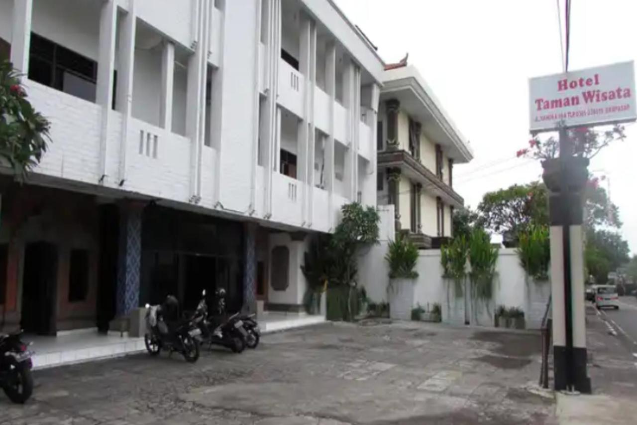 Oyo 90822 Hotel Taman Wisata Denpasar  Exterior photo